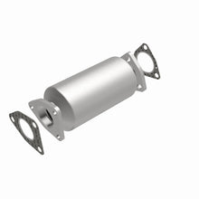 Load image into Gallery viewer, MagnaFlow Direct Fit Catalytic Converter Honda 80 87