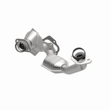 Load image into Gallery viewer, MagnaFlow Direct Fit Catalytic Converter 01-04 Explorer OEM