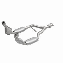 Load image into Gallery viewer, MagnaFlow Direct Fit Catalytic Converter 96-98 Ford Mustang 3.8L