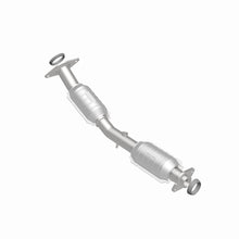 Load image into Gallery viewer, MagnaFlow Direct Fit Catalytic Converter 07-12 Nissan Versa 1.8L