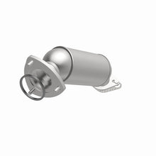Load image into Gallery viewer, MagnaFlow Direct Fit Catalytic Converter 2013-2015 GMC Acadia