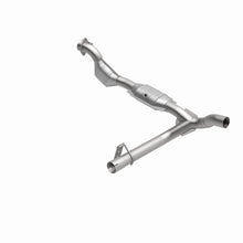 Load image into Gallery viewer, MagnaFlow Direct Fit Catalytic Converter 01 Ford Trucks 4.6L
