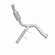 Load image into Gallery viewer, MagnaFlow Direct Fit Catalytic Converter 2009 f-150 V8 5.4 OEM Underbody