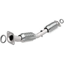 Load image into Gallery viewer, MagnaFlow Direct Fit Catalytic Converter 07-12 Nissan Versa 1.8L