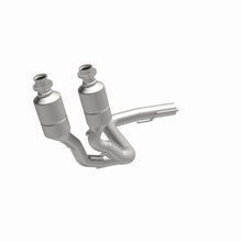 Load image into Gallery viewer, MagnaFlow Direct Fit Catalytic Converter 02-04 Grand Cherokee I6 Front OEM