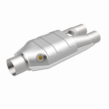 Load image into Gallery viewer, MagnaFlow Universal Catalytic Converter 2.5/2 Single/Dual O2