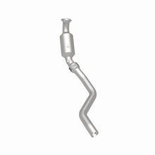 Load image into Gallery viewer, MagnaFlow Direct Fit Catalytic Converter 2005 Chrysler 300C 5.7L V8 / 2005 Dodge Magnum 5.7L V8
