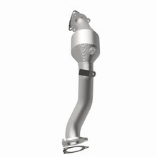 Load image into Gallery viewer, MagnaFlow Direct Fit Catalytic Converter 11-15 Audi Q7 V6 3.0L - 2.5in Pipe Dia 24.375in L