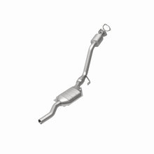 Load image into Gallery viewer, MagnaFlow Direct Fit Catalytic Converter 03 Volkswagen Passat 2.8L