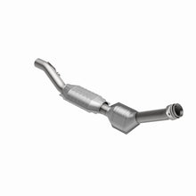 Load image into Gallery viewer, MagnaFlow Direct Fit Catalytic Converter 01 Ford Lightning Passenger Side