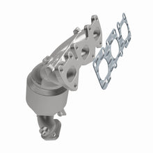 Load image into Gallery viewer, MagnaFlow Direct Fit Catalytic Converter 13-14 Santa Fe 3.3L Manifold