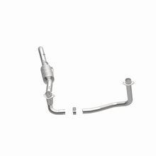 Load image into Gallery viewer, MagnaFlow Direct Fit Catalytic Converter 00-03 Durango 4WD OEM