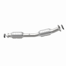 Load image into Gallery viewer, MagnaFlow Direct Fit Catalytic Converter 07-12 Nissan Versa 1.8L