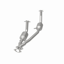 Load image into Gallery viewer, MagnaFlow Direct Fit Catalytic Converter California Grade 1995 Ford Windstar