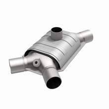 Load image into Gallery viewer, MagnaFlow Universal Catalytic Converter 2 inch/2 inch S/D Subaru PC2 Front