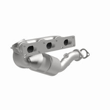Load image into Gallery viewer, MagnaFlow Direct Fit Catalytic Converter BMW 5 99-00 Rear