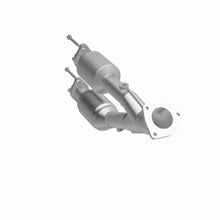 Load image into Gallery viewer, MagnaFlow Direct Fit Catalytic Converter 00-01 Cherokee Front 4.0L