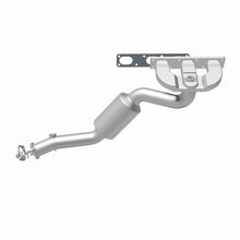 Load image into Gallery viewer, MagnaFlow Direct Fit Catalytic Converter BMW 3 01-05 Front