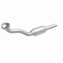 Load image into Gallery viewer, MagnaFlow Direct Fit Catalytic Converter VW 33.5X5X4 2/1.75