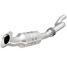 Load image into Gallery viewer, MagnaFlow DF Cat Conv 05-09 Chrysler 300/Dodge 06-09 Charger/05-07 Magnum 5.7L D/S *NOT CALIFORNIA*