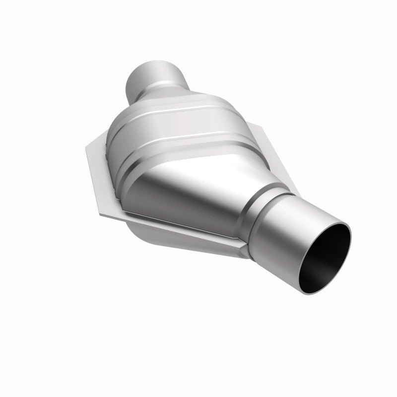 MagnaFlow Universal Catalytic Converter 2.25in Inlet/Outlet Angled Offset/Center Calif OBDII