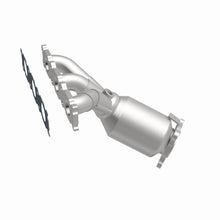 Load image into Gallery viewer, MagnaFlow Direct Fit Catalytic Converter 08-12 Land Rover LR2 3.2L