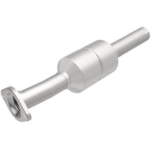 Load image into Gallery viewer, MagnaFlow Direct Fit Catalytic Converter 04-10 Toyota Highlander 3.5