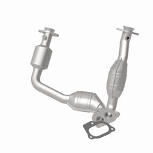 Load image into Gallery viewer, MagnaFlow Direct Fit Catalytic Converter 03-04 Ranger 3.0L