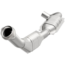 Load image into Gallery viewer, MagnaFlow Direct Fit Catalytic Converter 01 Ford Trucks 4.6L