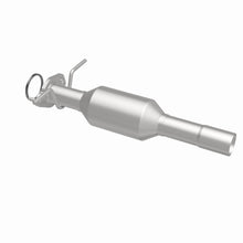Load image into Gallery viewer, MagnaFlow Direct Fit Catalytic Converter 06 Focus ZX3 2.0/2.3L OEM