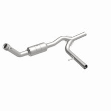 Load image into Gallery viewer, MagnaFlow Direct Fit Catalytic Converter F-150 04-06 8 4.6L OEM