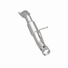 Load image into Gallery viewer, MagnaFlow Direct Fit Catalytic Converter 2001-2006 Chevrolet Silverado 3500