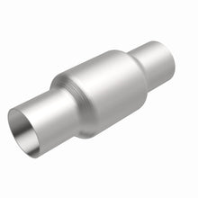 Load image into Gallery viewer, MagnaFlow Universal Catalytic Converter 2inch Preconv.