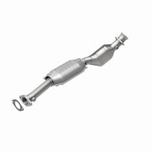 Load image into Gallery viewer, MagnaFlow Direct Fit Catalytic Converter 96-00 Crown Vic 4.6L OEM