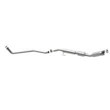 Load image into Gallery viewer, MagnaFlow Direct Fit Catalytic Converter California 09-11 Toyota Corolla / Matrix L4-1.8LGAS