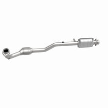 Load image into Gallery viewer, MagnaFlow Direct Fit Catalytic Converter 99-01 Ford Explorer 5.0L