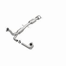 Load image into Gallery viewer, MagnaFlow Direct Fit Catalytic Converter 00-04 Chevy S10 4.3L 2WD