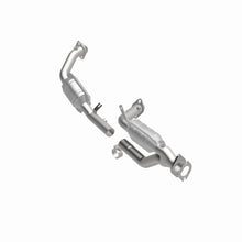 Load image into Gallery viewer, MagnaFlow Direct Fit Catalytic Converter 96-99 Taurus 3.0L