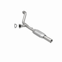 Load image into Gallery viewer, MagnaFlow Direct Fit Catalytic Converter 03 Ram 2500 2WD 5.7L OEM