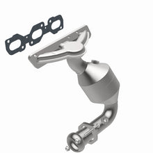 Load image into Gallery viewer, MagnaFlow Direct Fit Catalytic Converter 02-05 Ford Escape 3.0L