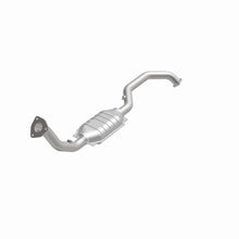 Load image into Gallery viewer, MagnaFlow Direct Fit Catalytic Converter 98-02 3.5L Isuzu Trooper PS