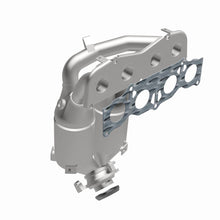 Load image into Gallery viewer, MagnaFlow Direct Fit Catalytic Converter 01-06 Toyota Highlander 2.4L