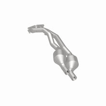Load image into Gallery viewer, MagnaFlow Direct Fit Catalytic Converter 07 VW Touareg 3.6L Rear