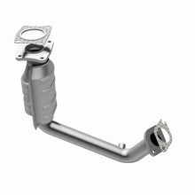 Load image into Gallery viewer, MagnaFlow Direct Fit Catalytic Converter 00 Ford Focus 2.0L Code P