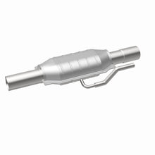 Load image into Gallery viewer, MagnaFlow Direct Fit Catalytic Converter California Grade 94-95 Dodge Ram 2500 8.0L