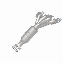 Load image into Gallery viewer, MagnaFlow Direct Fit Catalytic Converter 08-09 Ford Focus 2.0L