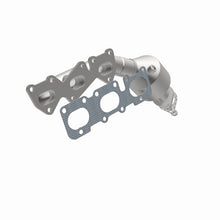 Load image into Gallery viewer, MagnaFlow Direct Fit Catalytic Converter 2009 Kia Borrego 3.8L Passenger Side