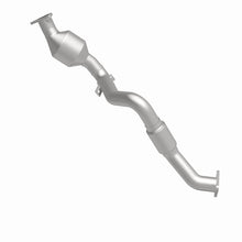 Load image into Gallery viewer, MagnaFlow Direct Fit Catalytic Converter 07 VW Touareg 3.6L Front close
