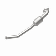 Load image into Gallery viewer, MagnaFlow Direct Fit Catalytic Conv 13-18 Dodge Durango 3.6L V6 / 13-18 Jeep Grand Cherokee 3.6L V6