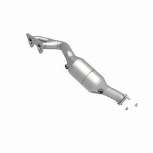 Load image into Gallery viewer, MagnaFlow Direct Fit Catalytic Converter 07-10 Audi S6 5.2L Passenger Rear Manifold